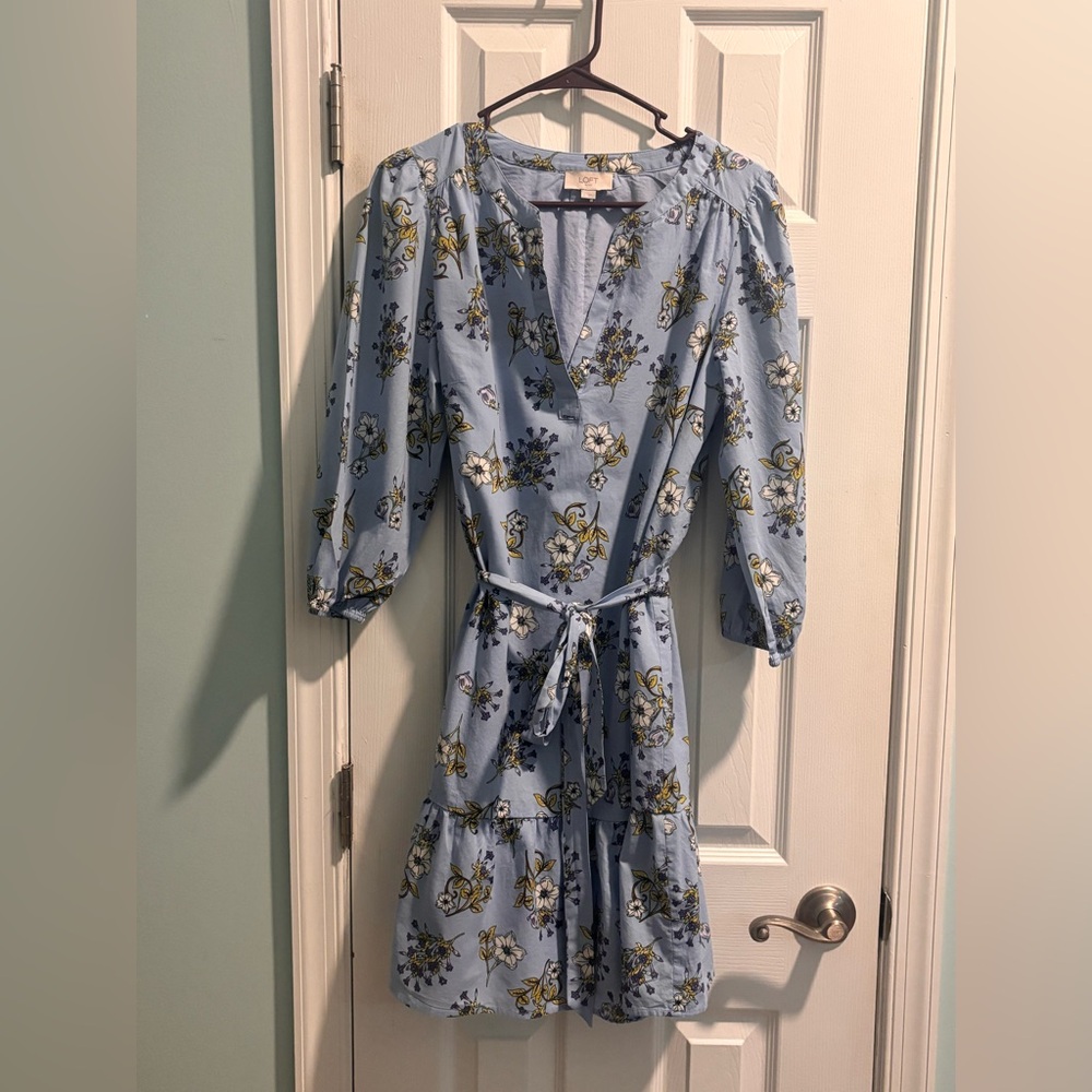 LOFT Blue Floral Patterned Top